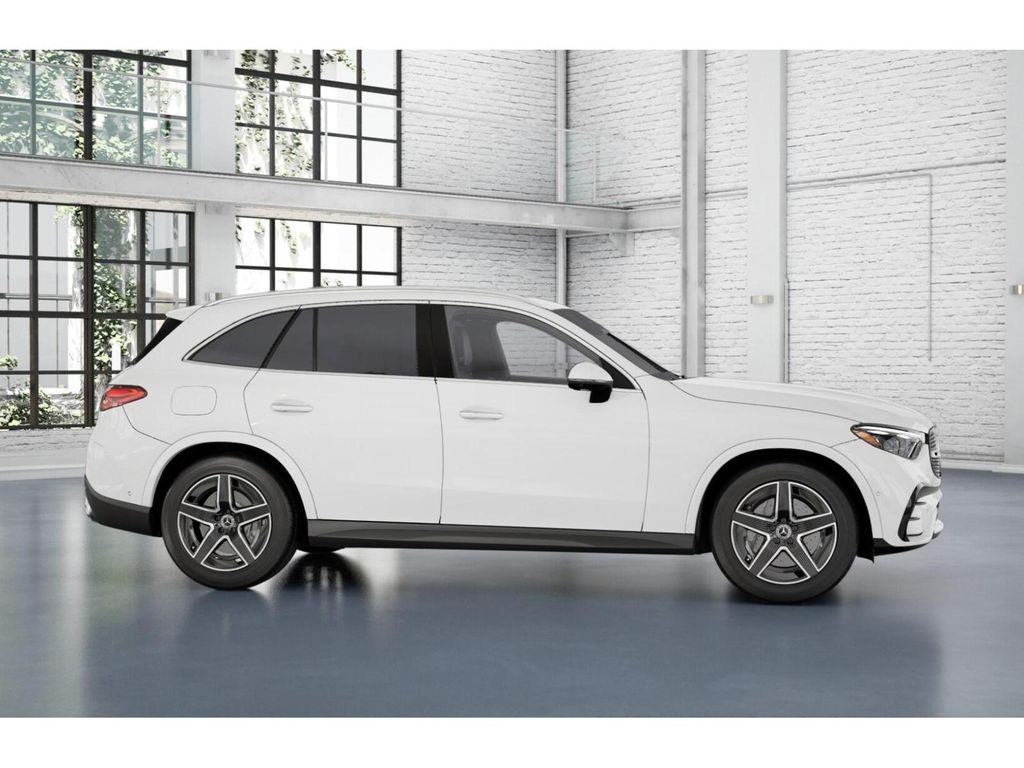 2025 Mercedes-Benz GLC 350 15