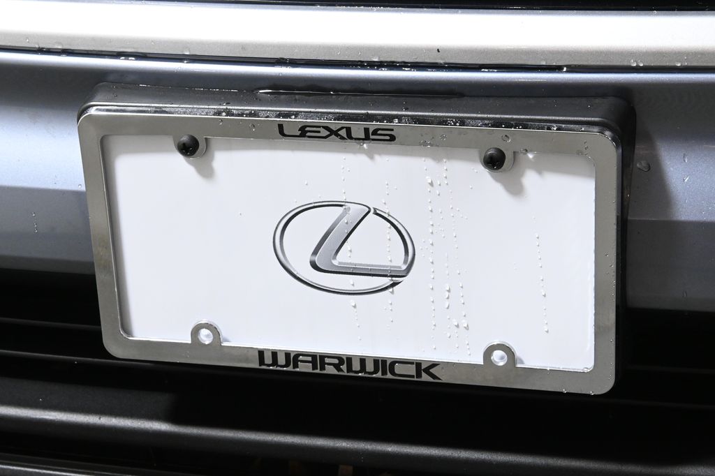 Thumbnail: 2021 Toyota Highlander - 14