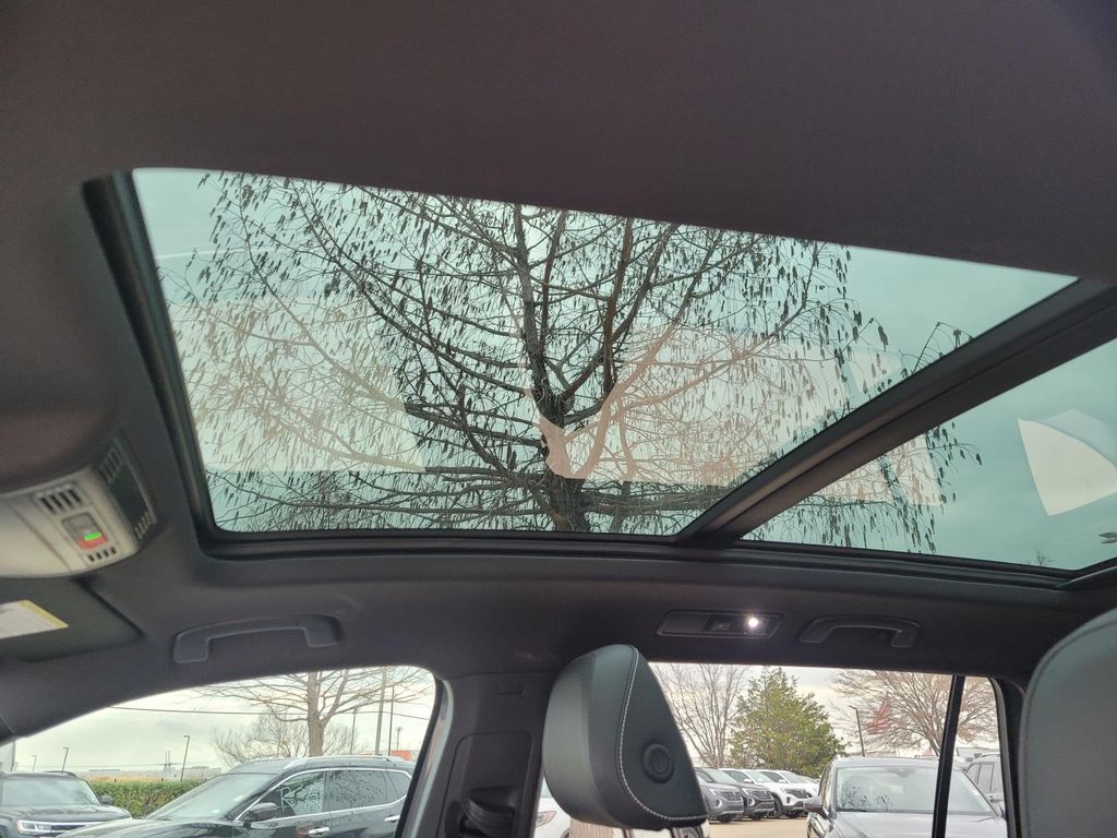 used 2024 Volkswagen Tiguan car, priced at $26,000