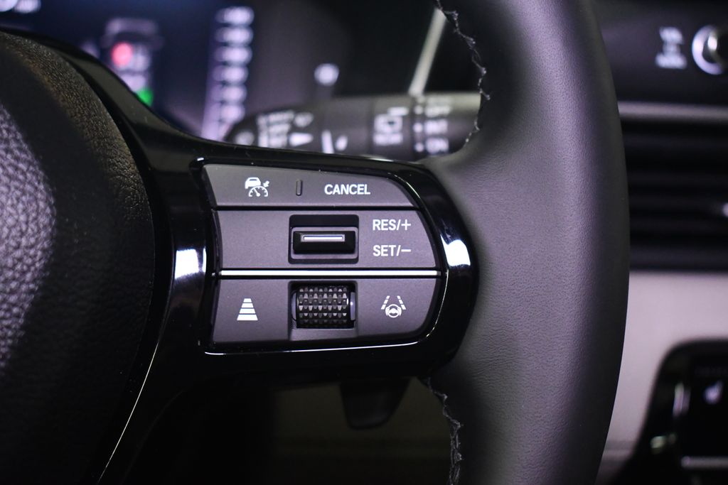 Thumbnail: 2026 Honda Pilot - 16