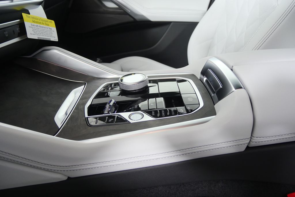 Thumbnail: 2026 BMW X6 - 22