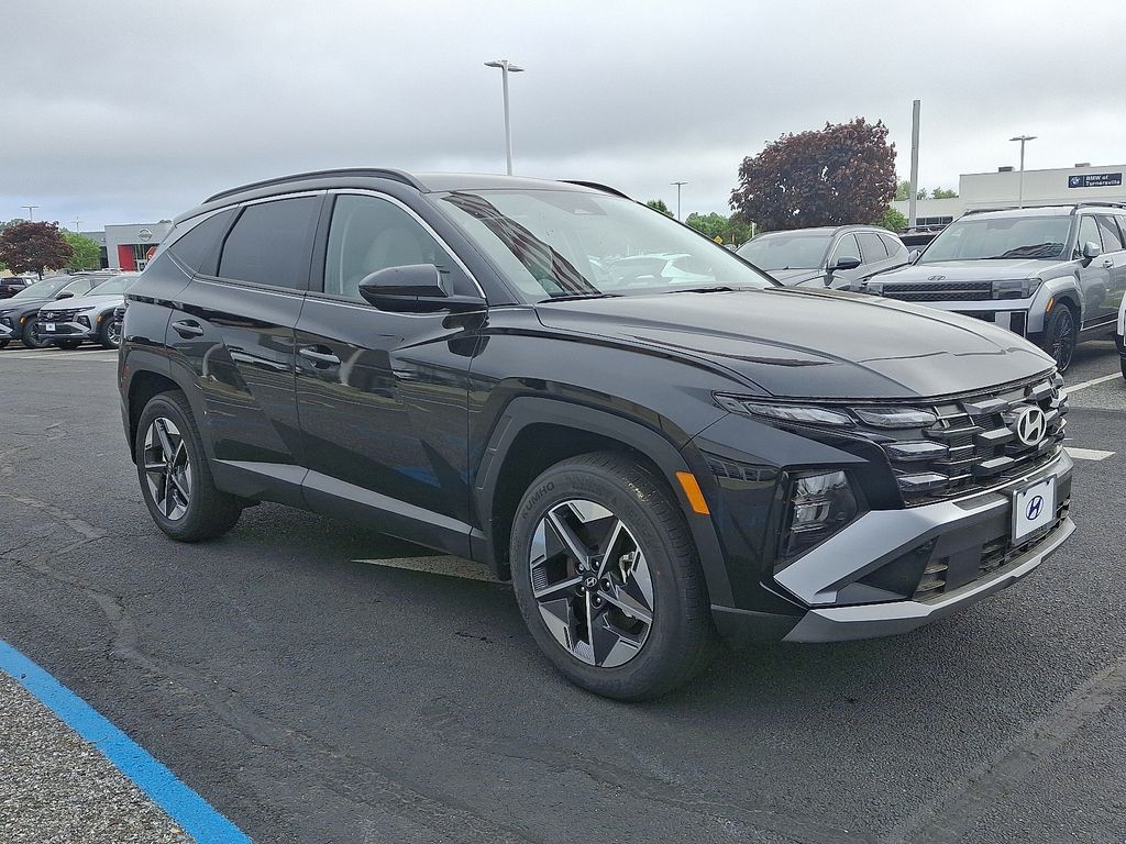 2025 Hyundai Tucson SEL 2