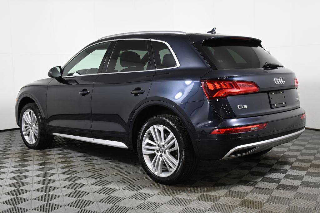 Thumbnail: 2018 Audi Q5 - 5