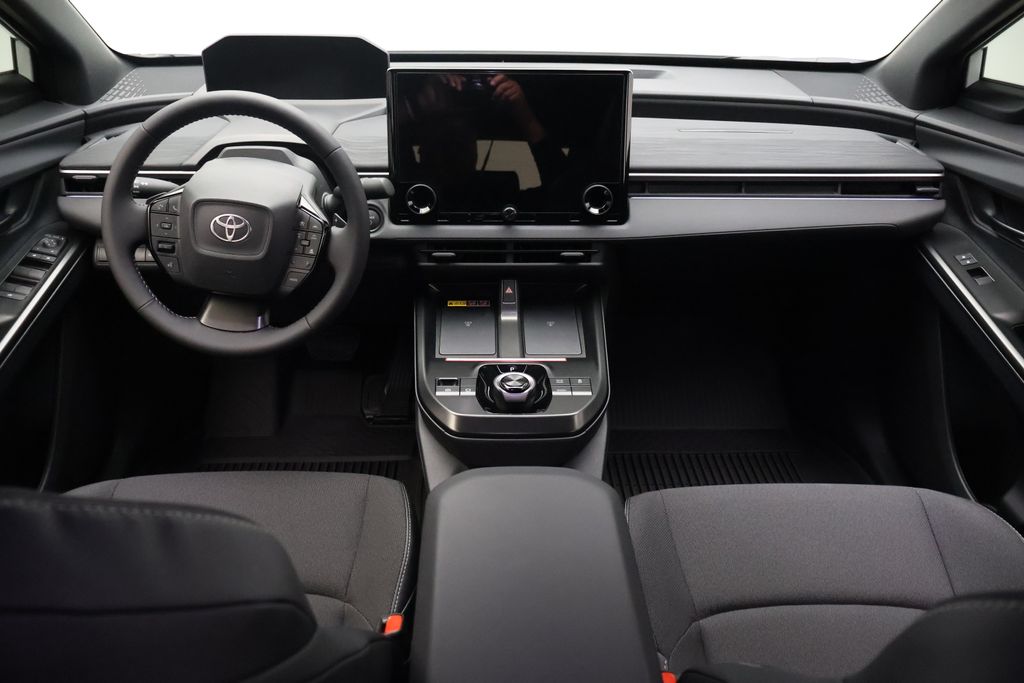Thumbnail: 2026 Toyota C-HR - 24