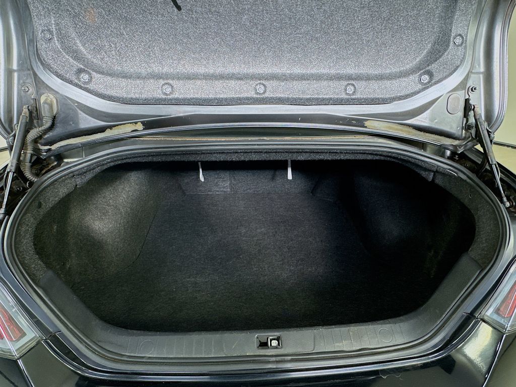 Used Car 2013 Nissan Maxima  3.5 S For Sale Under $10,000 In Austin, Texas