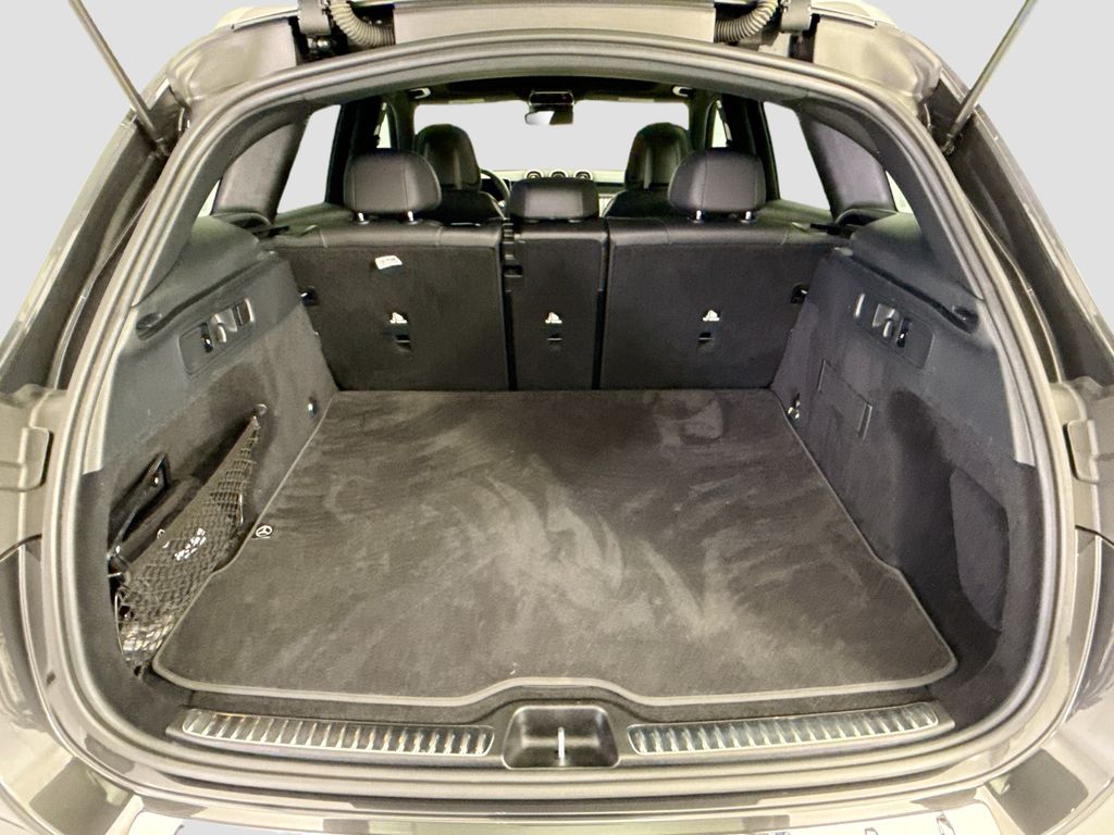 Thumbnail: 2023 Mercedes-Benz GLC - 27