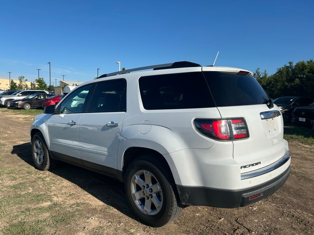 2016 GMC Acadia SLE 2