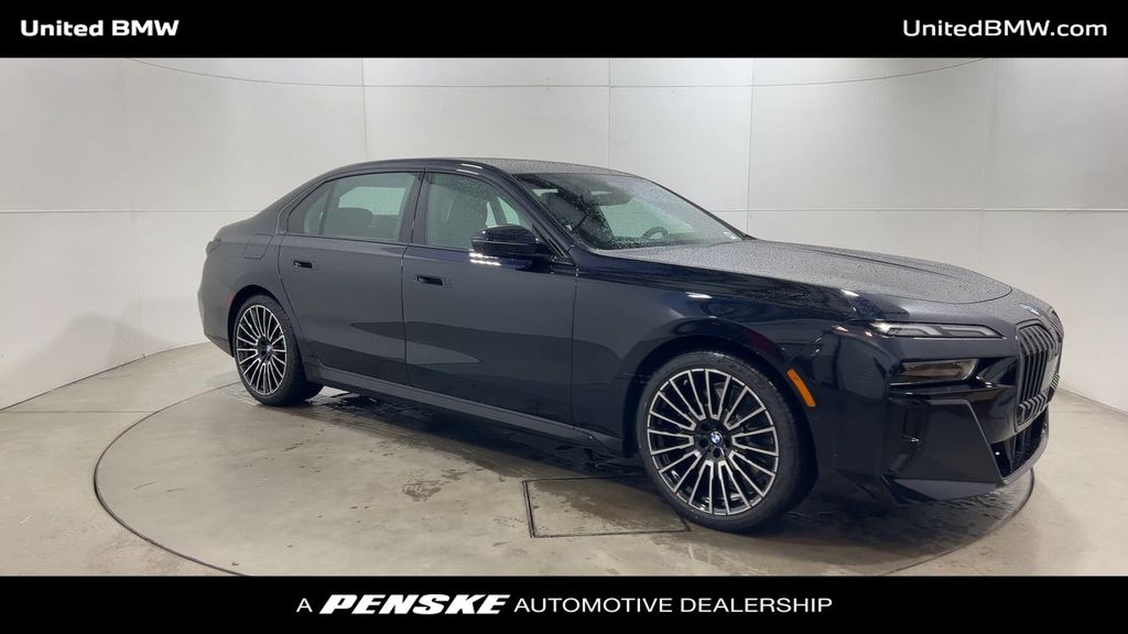 2025 BMW 7 Series 740i 2