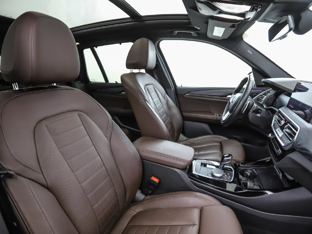 Thumbnail: 2024 BMW X3 - 31