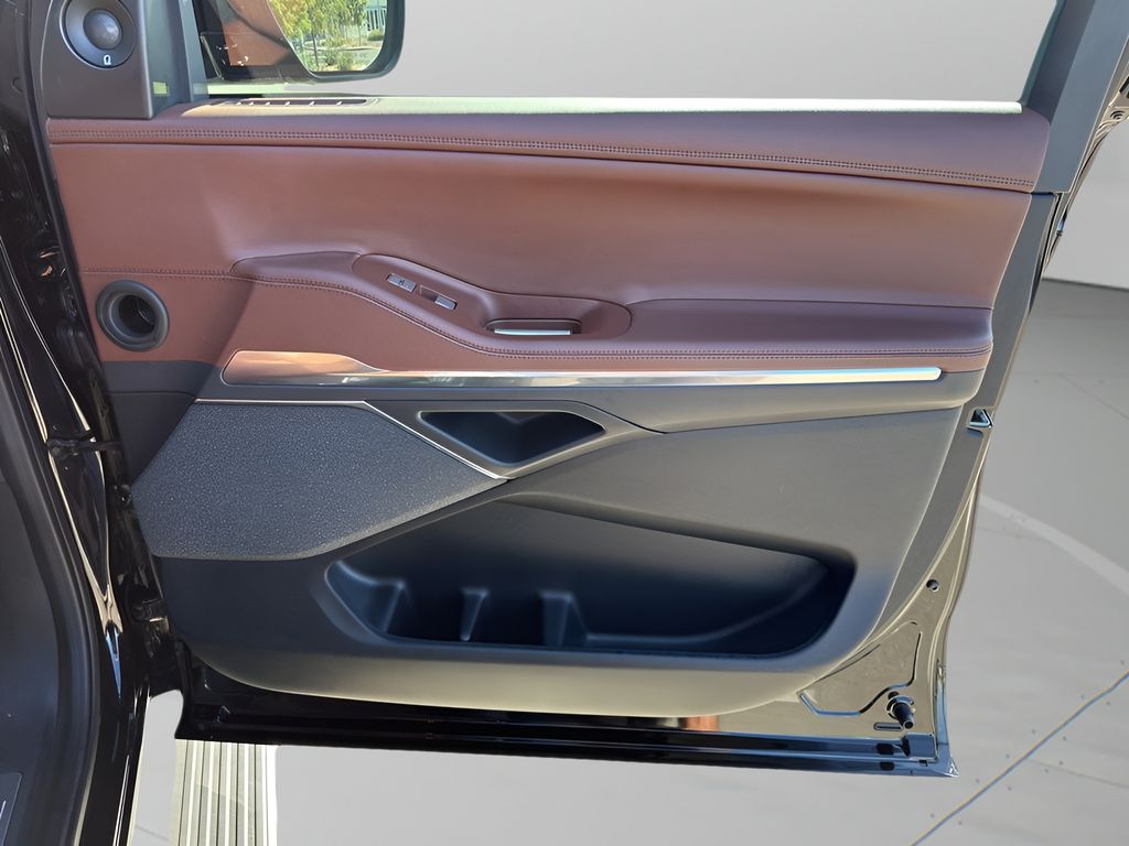 Used Car 2025 Lincoln Navigator  Reserve For Sale Under $100,000 In Austin, Texas