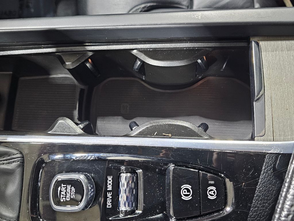 Used 2021 Gray Volvo T6 Inscription image 32