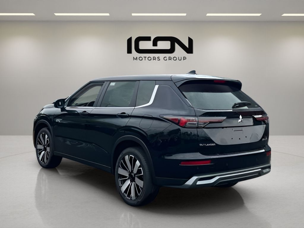 New 2026 Mitsubishi Outlander PHEV SUV