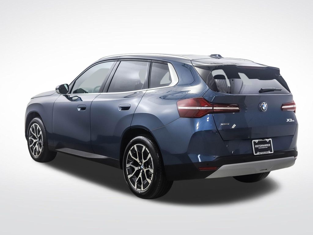 Thumbnail: 2026 BMW X3 - 3
