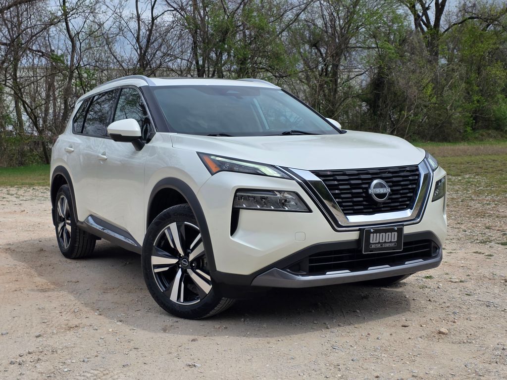 Pearl White Tricoat 2023 Nissan Rogue SL AWD SUV / Crossover All-Wheel Drive Continuously Variable Transmission