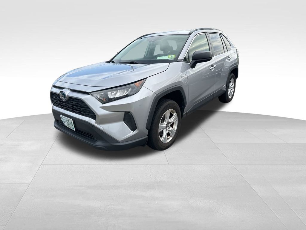 2019 Toyota RAV4 Hybrid LE 4