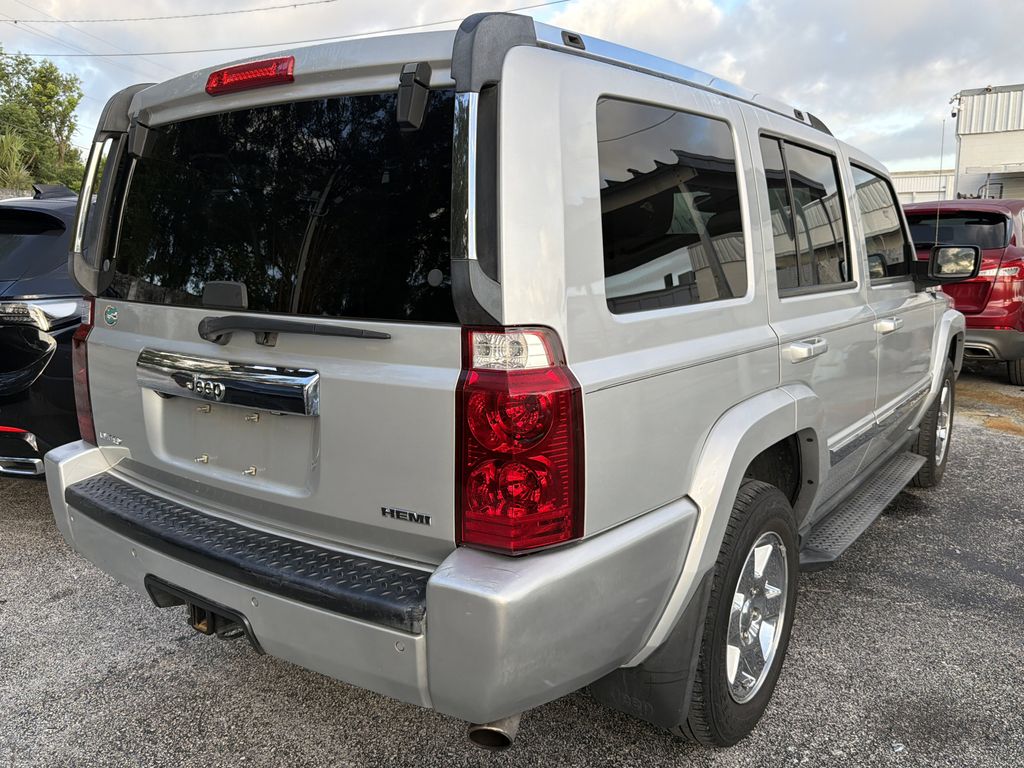 used 2007 Jeep Commander car, priced at $6,991