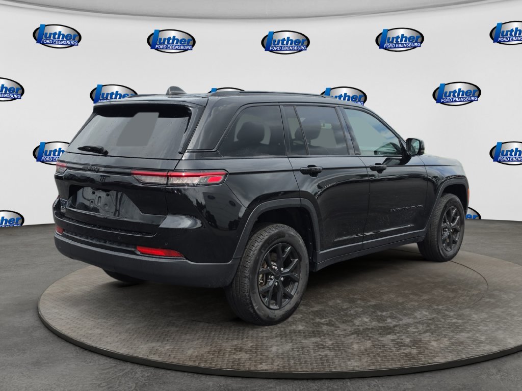 2025 Jeep Grand Cherokee Altitude Black at South Hills CDJR