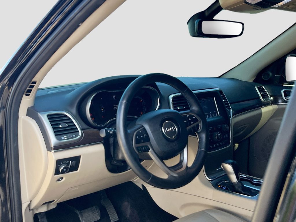 Used 2018 Black Jeep Limited image 9