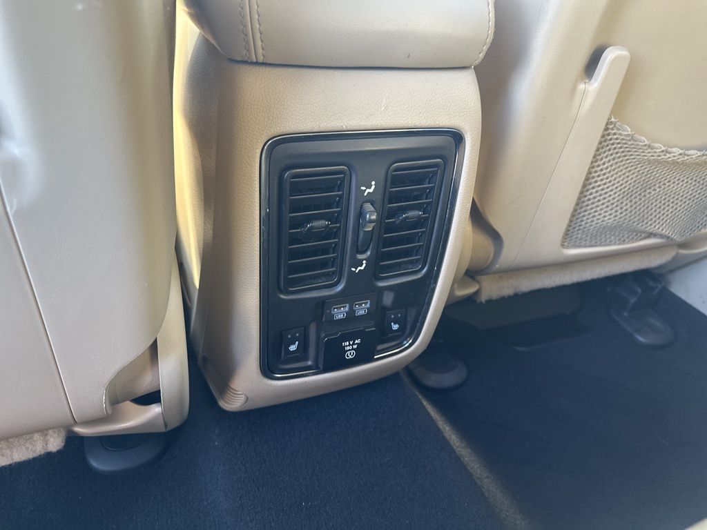 Used Car 2020 Jeep Grand Cherokee  Limited For Sale Under $25,000 In Austin, Texas