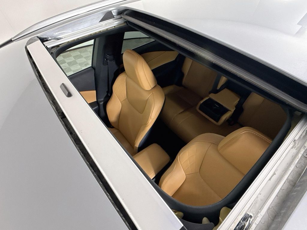 Thumbnail: 2024 Lexus RX - 22