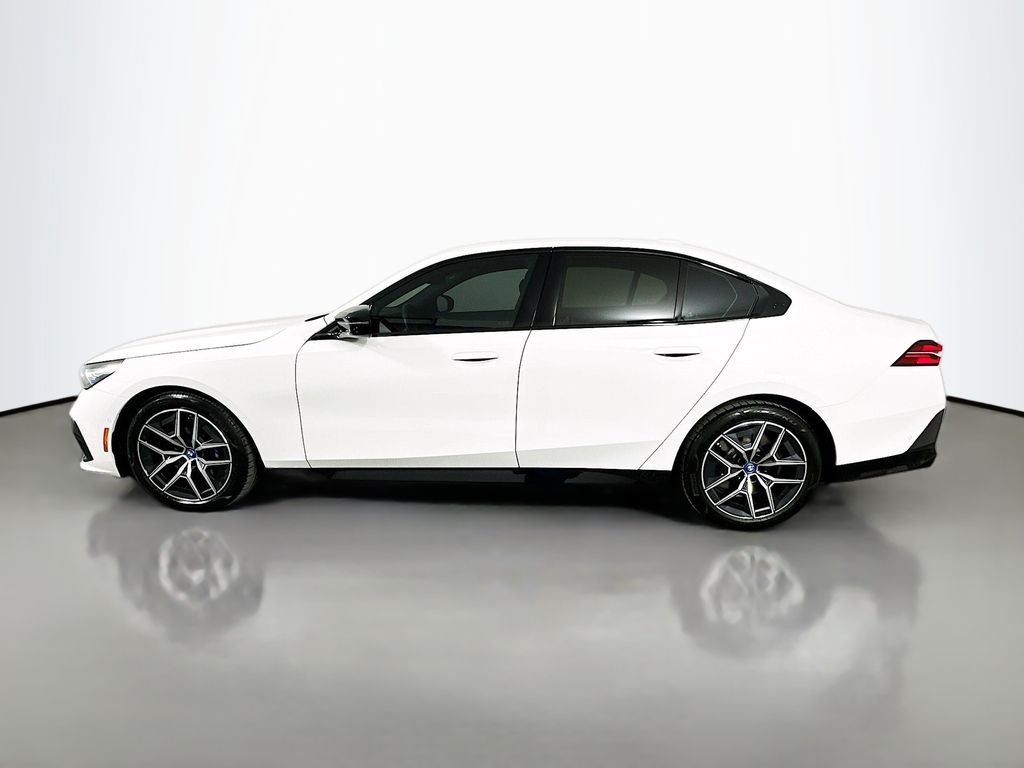 Thumbnail: 2024 BMW i5 - 8