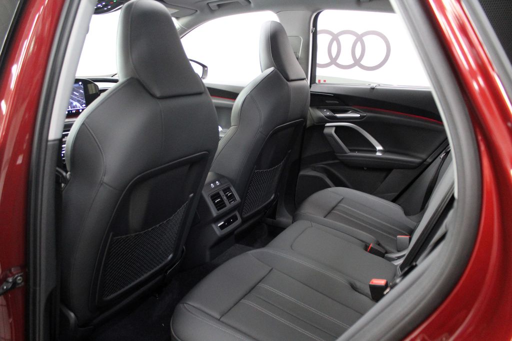 Thumbnail: 2025 Audi Q5 - 29