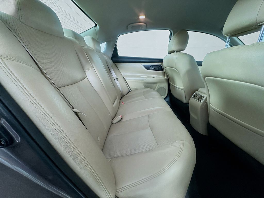 Used Car 2017 Nissan Altima  2.5 For Sale Under $15,000 In Austin, Texas