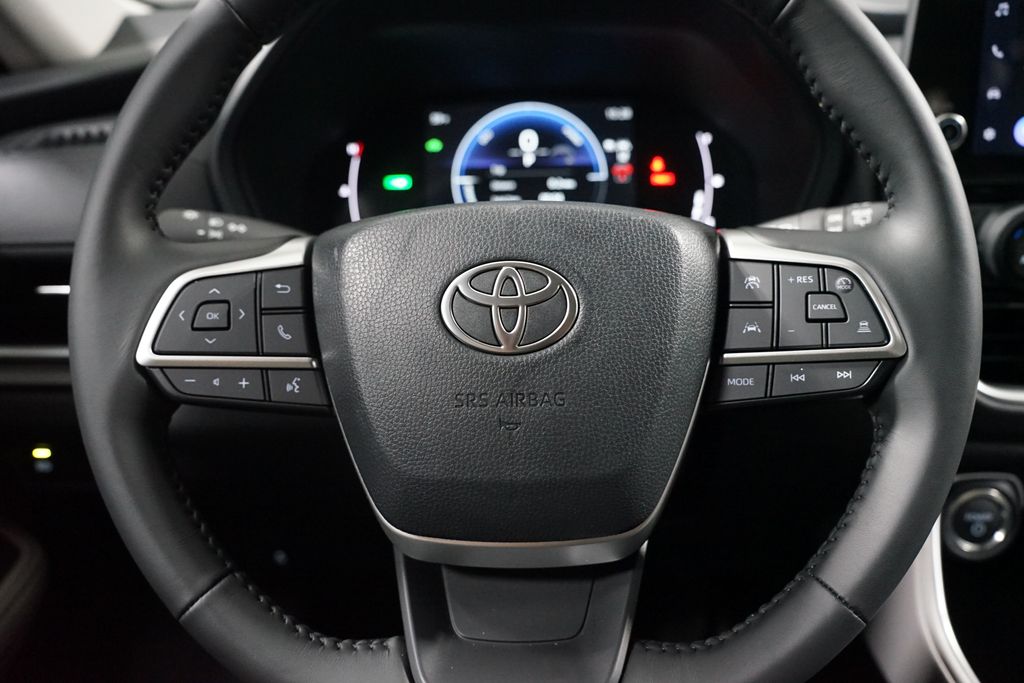 Thumbnail: 2026 Toyota Grand Highlander - 12