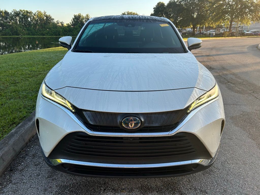 Thumbnail: 2021 Toyota Venza - 7