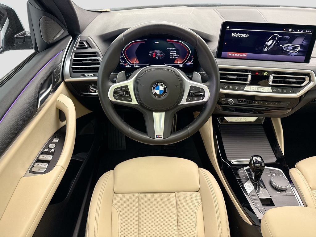 Thumbnail: 2024 BMW X4 - 10