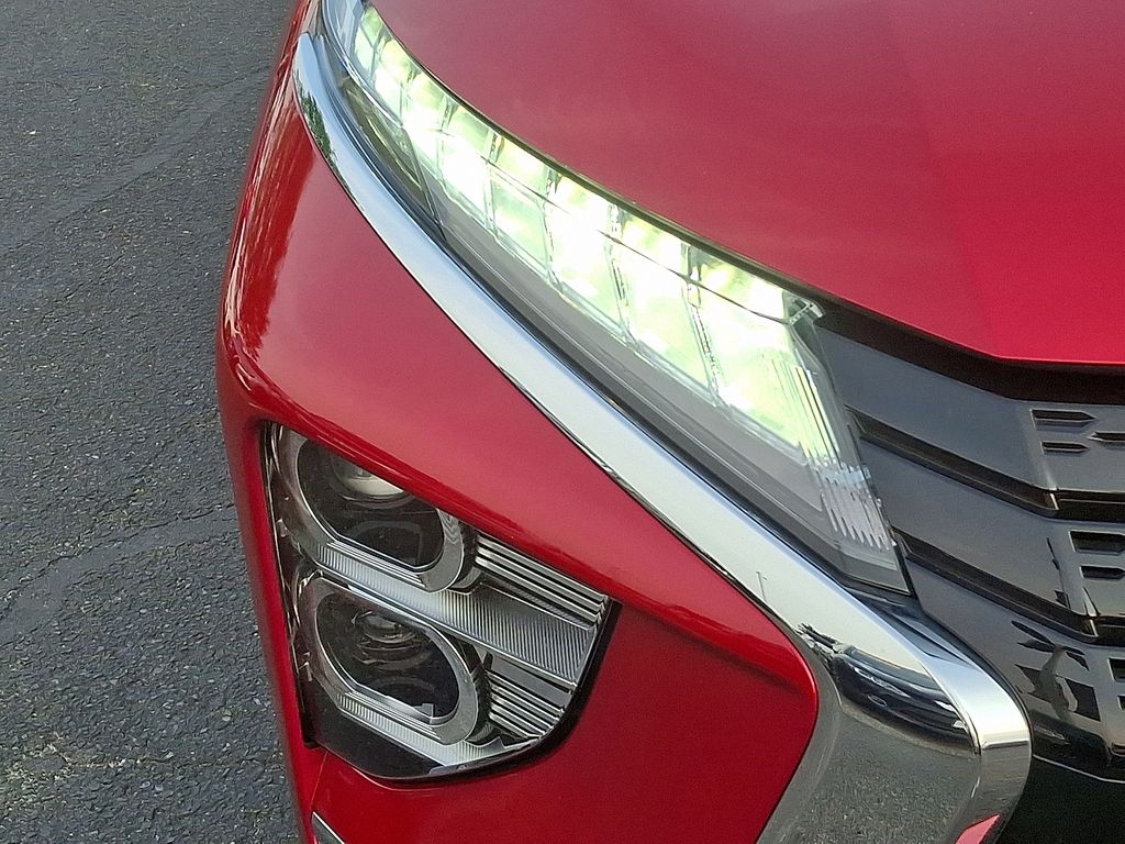2024 Mitsubishi Eclipse Cross SEL 9