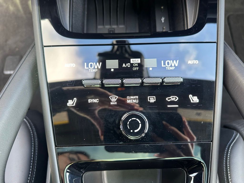 Thumbnail: 2025 Porsche Cayenne - 28