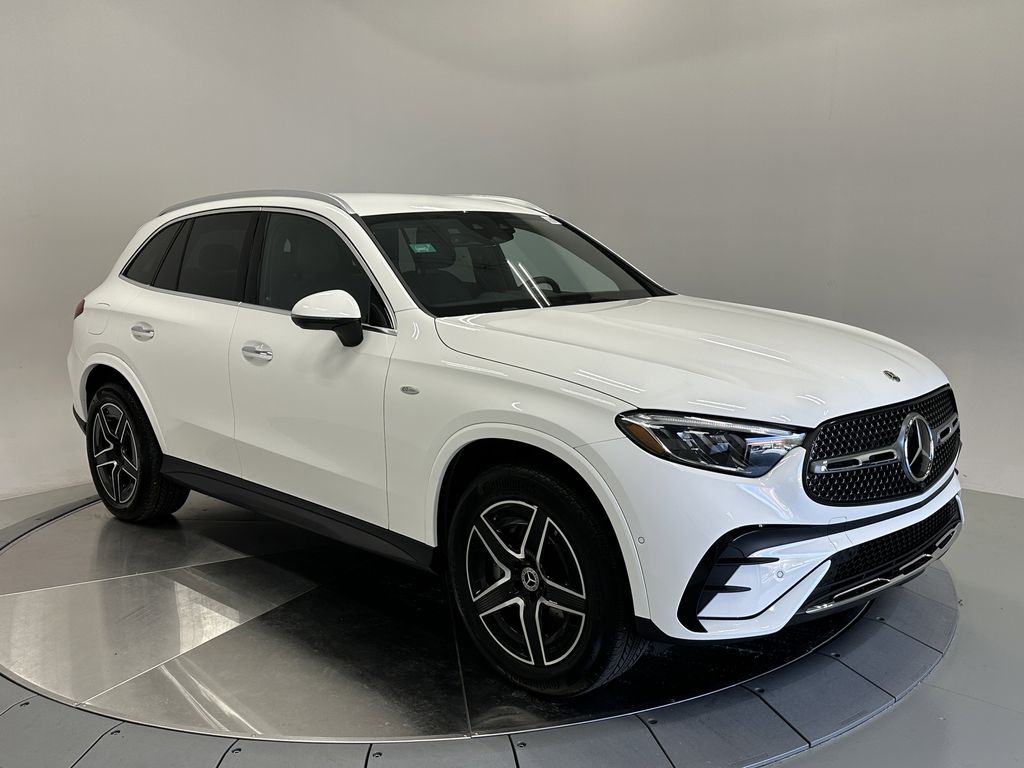 Polar White 2025 Mercedes-Benz GLC GLC 350e 4MATIC SUV / Crossover All-Wheel Drive 9-Speed Automatic