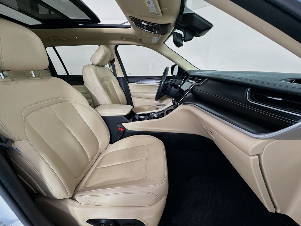 Used Car 2021 Jeep Grand Cherokee L  Limited For Sale Under $25,000 In Austin, Texas