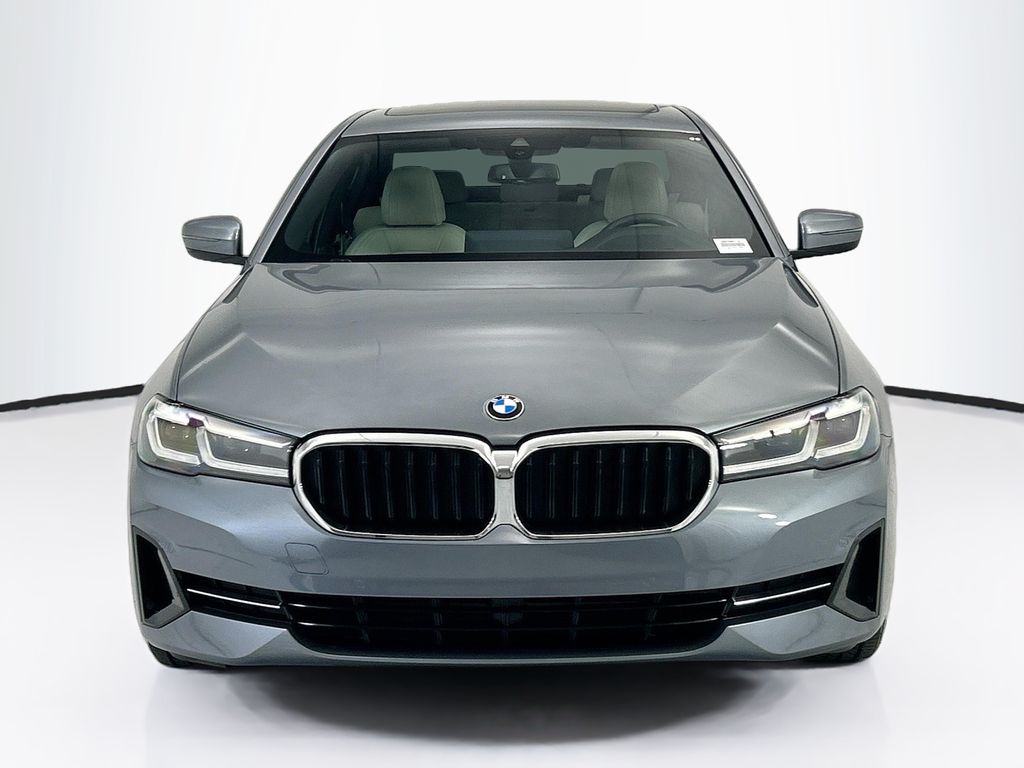 Thumbnail: 2022 BMW 5 Series - 2