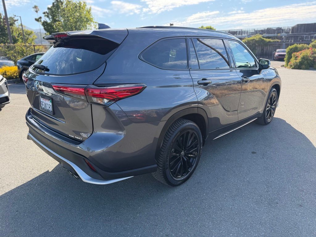 Used 2023 Toyota Highlander SUV