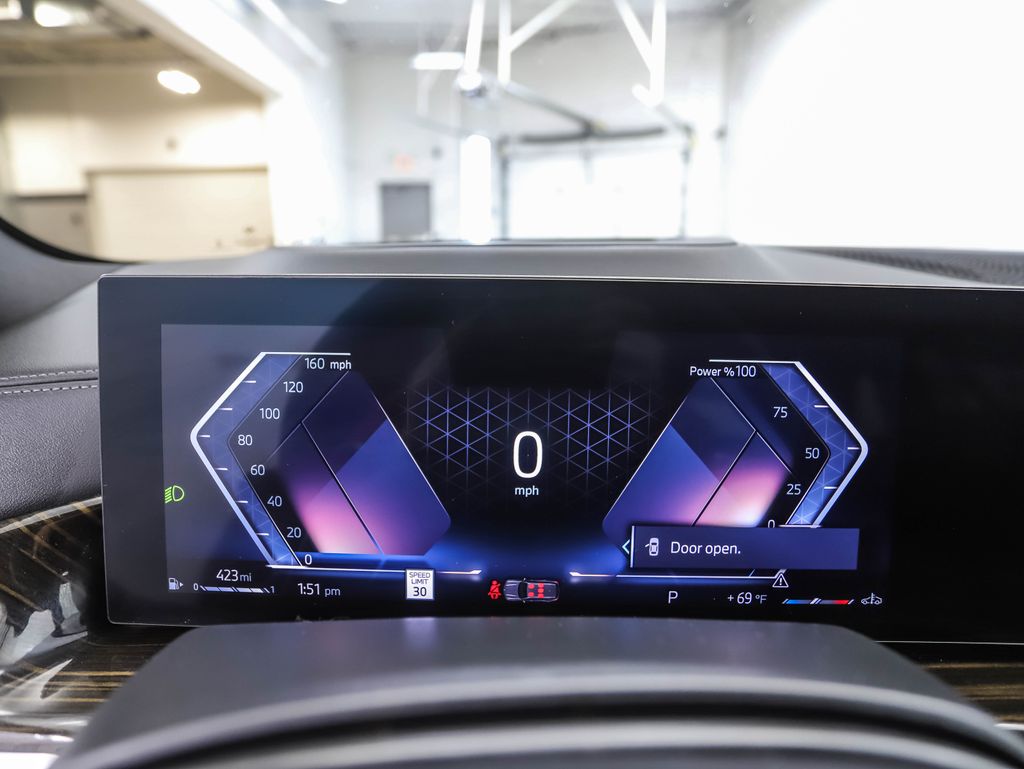 Thumbnail: 2025 BMW X5 - 14