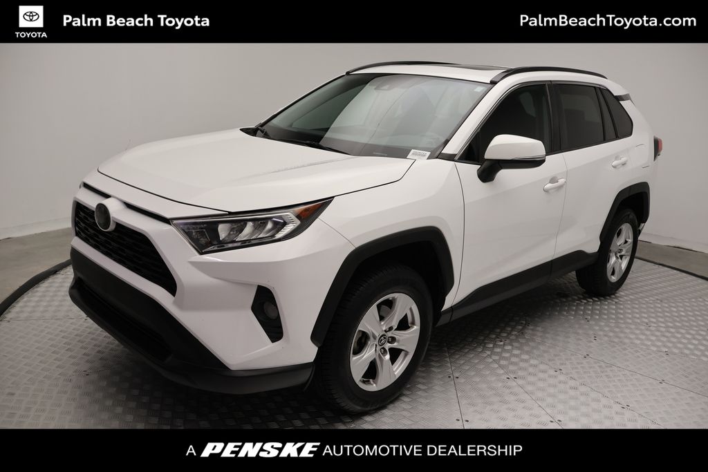Thumbnail: 2020 Toyota RAV4 - 1