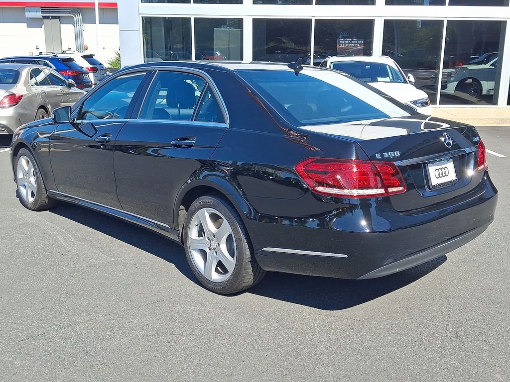 Thumbnail: 2014 Mercedes-Benz E-Class - 6