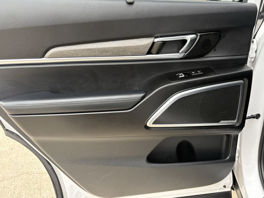 2021 Kia Telluride SX White at Shottenkirk Kia Fort Bend