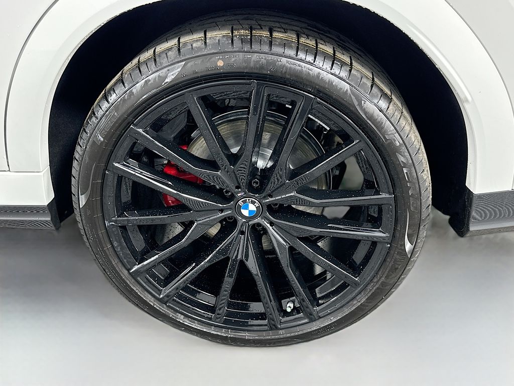 Thumbnail: 2027 BMW X6 - 23