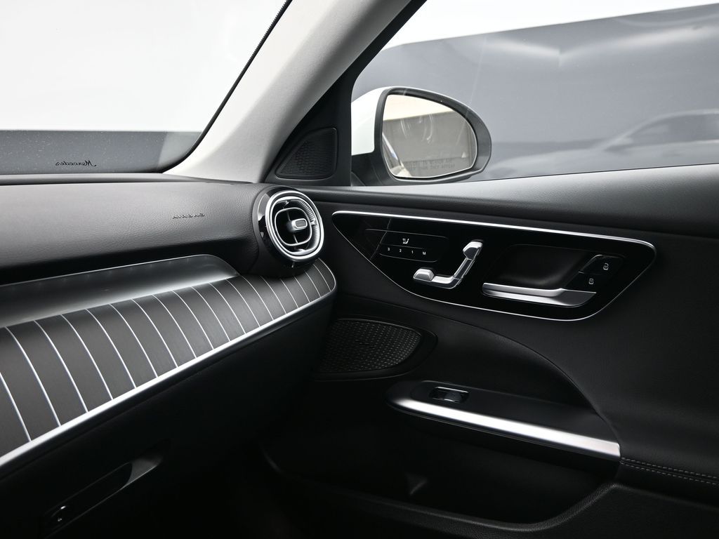 2023 Mercedes-Benz C 300 Sedan