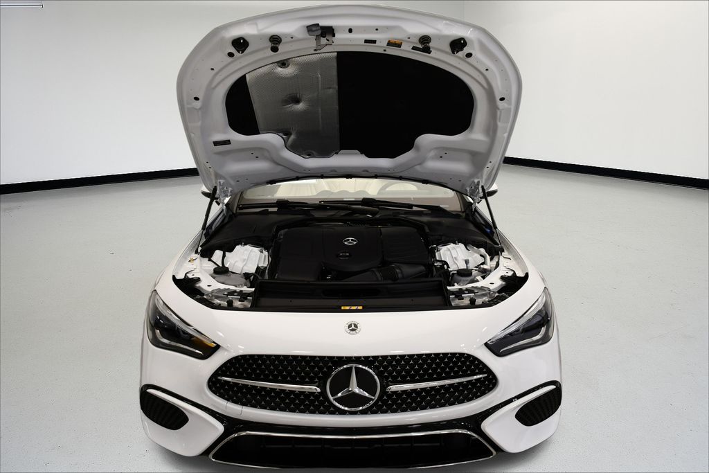 Thumbnail: 2026 Mercedes-Benz CLE - 20