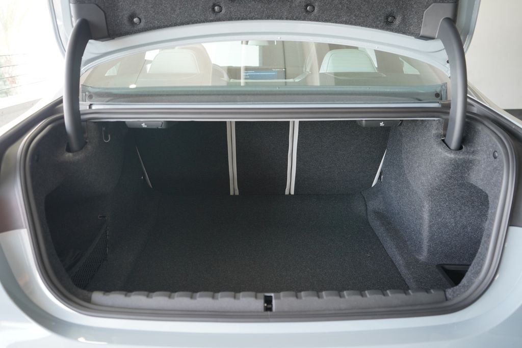 Thumbnail: 2026 BMW M4 - 20