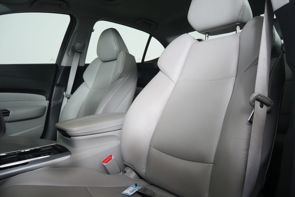 Thumbnail: 2018 Acura TLX - 11