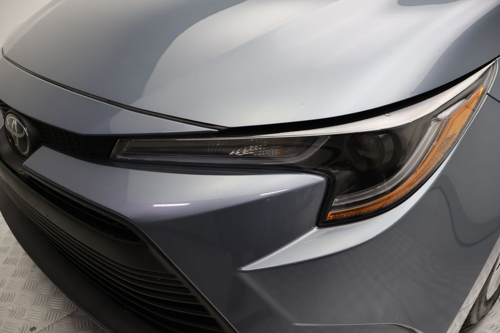 Thumbnail: 2023 Toyota Corolla - 3