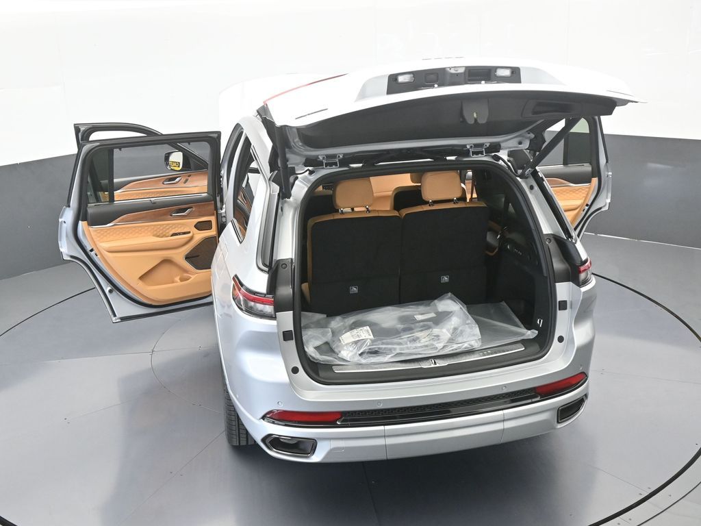 New 2025 Silver Zynith Jeep Summit image 74