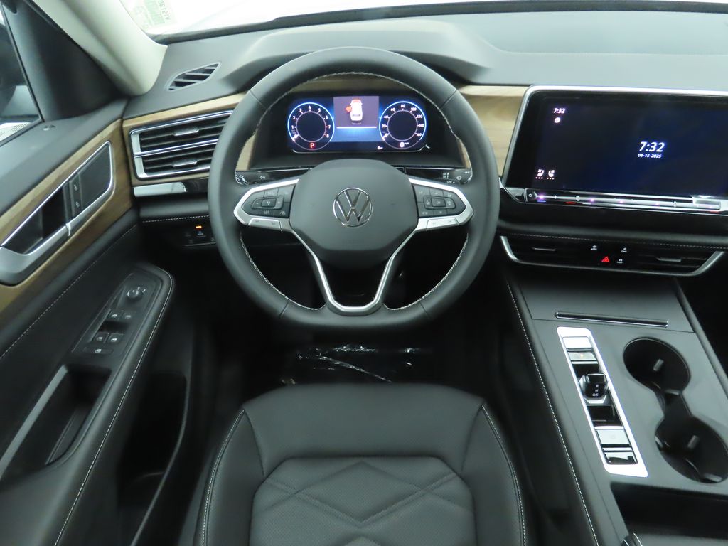 Thumbnail: 2025 Volkswagen Atlas - 11