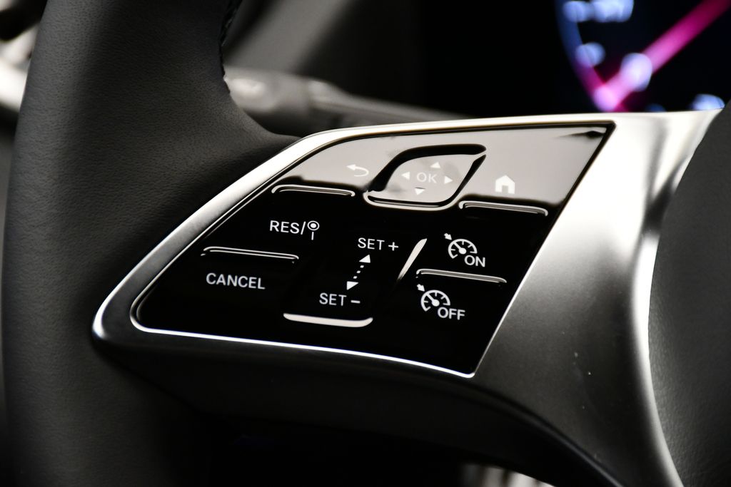 2025 Mercedes-Benz GLA 250 4MATIC 22