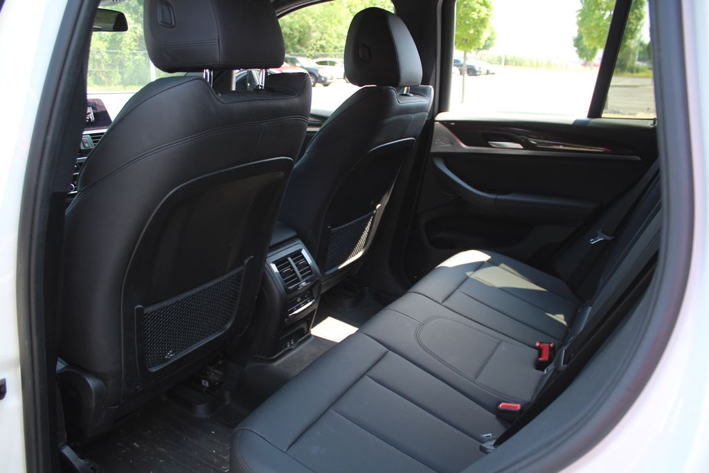 Thumbnail: 2021 BMW X3 - 12